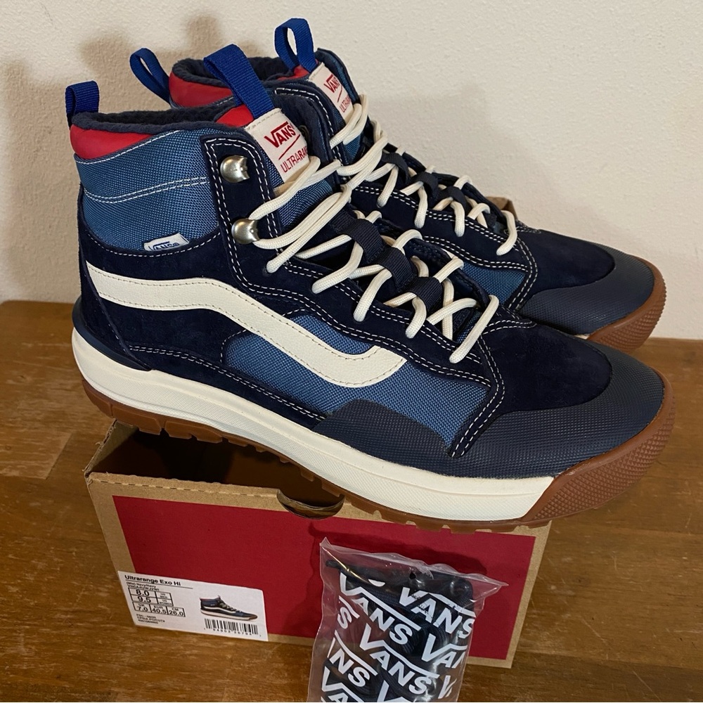 Women’s Size 9.5 - Vans Exo Hi MTE Navy Suede Red Gum Sole Sneaker Boots